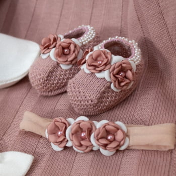 Conjunto de sapatinho de tricot rosê e faixinha trança para bebê - Flor de  Algodão Enxovais